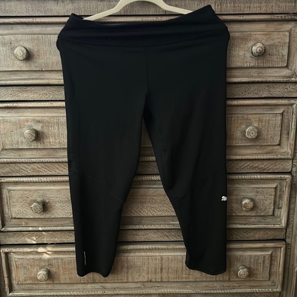 PUMA yoga pants with side pockets. Drycell